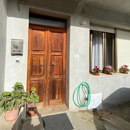 Domuspes Apartment Sedilo Exterior photo